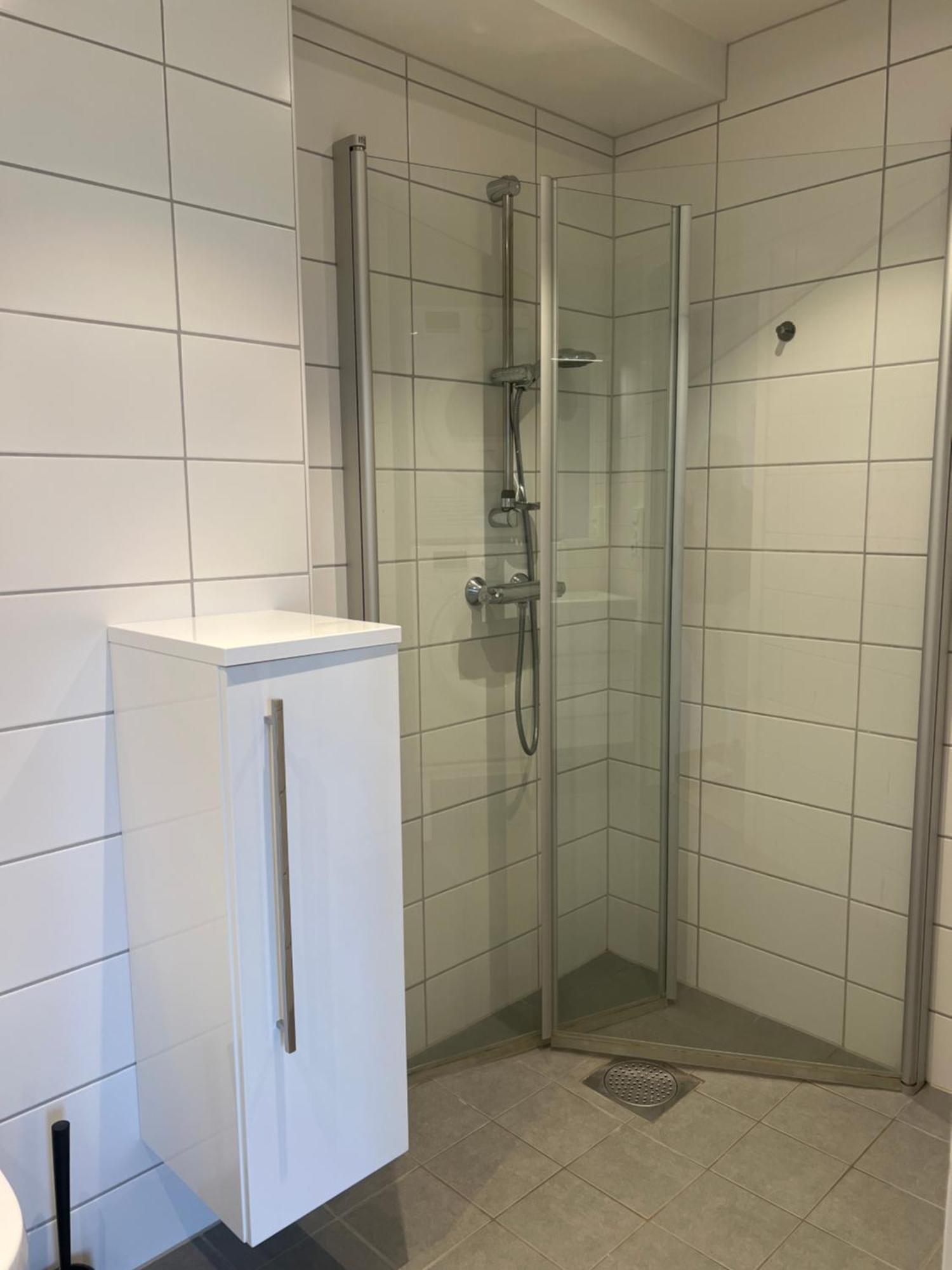 Fin Leilighet Med Parkering! Bergen Buitenkant foto