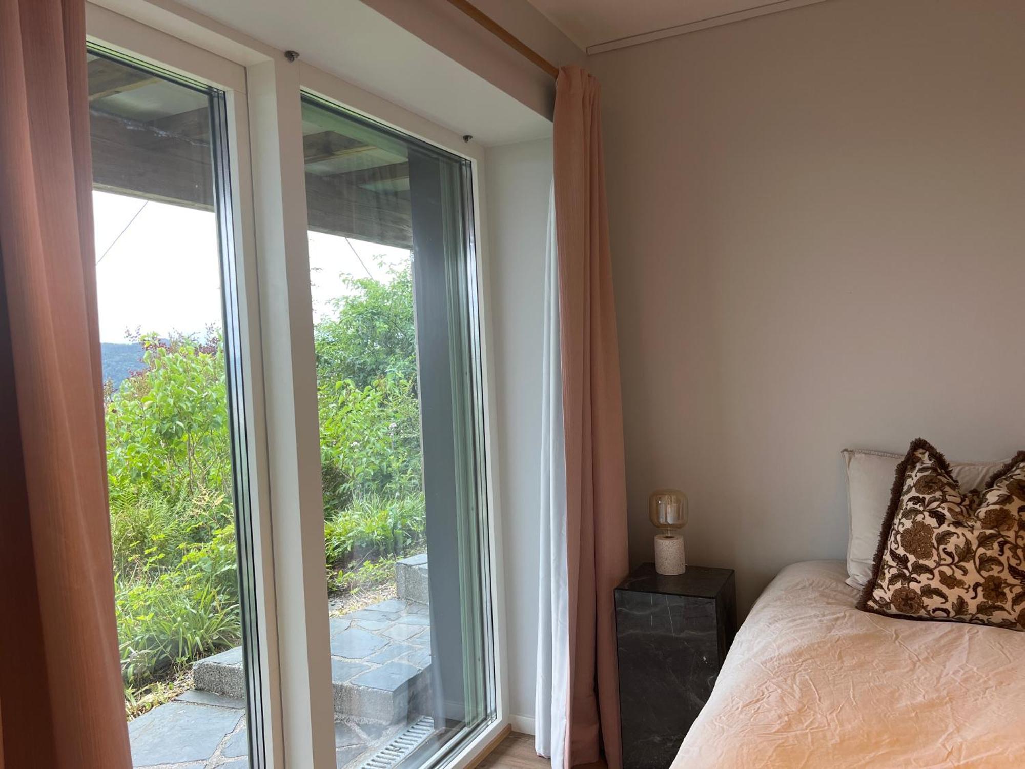 Fin Leilighet Med Parkering! Bergen Buitenkant foto